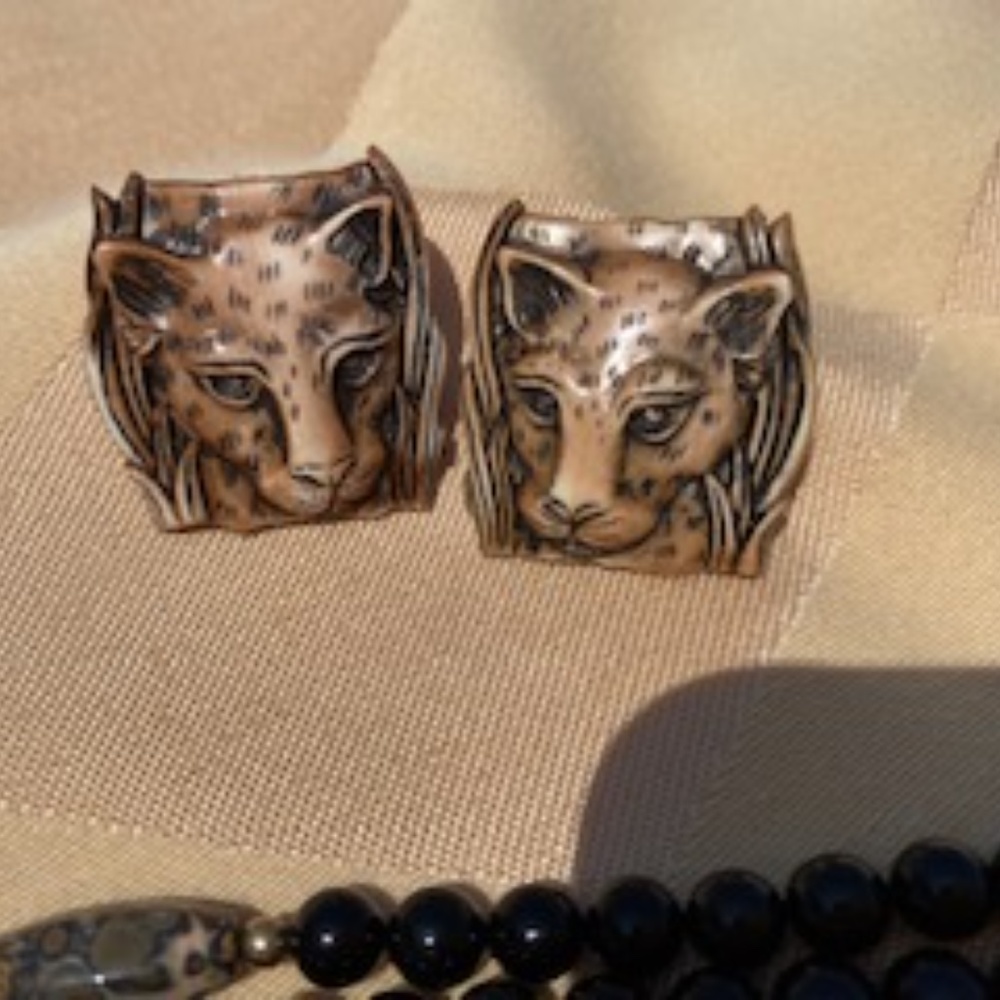 VINTAGE ELEGANT LEOPARD MINT CONDITION SET - Picture 3 of 12